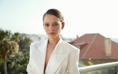 Golden Globe Nominee Shira Haas Says Support For ‘Unorthodox’ Is “The Most Beautiful Thing” - deadline.com - city Tel Aviv