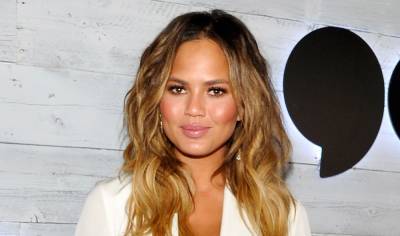 Chrissy Teigen Responds to Criticism for Being 'Unrelatable' After Tweeting About a $13,000 Bottle of Wine - www.justjared.com