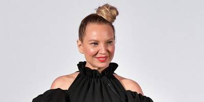Sia Says Her 'Music' Movie Will Come With A Warning Before The It Plays - www.justjared.com