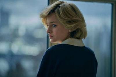 The Crown’s Emma Corrin screams on hearing she has been nominated for a Golden Globe - www.msn.com