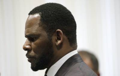 R Kelly associate pleads guilty to attempting to bribe witness - www.nme.com