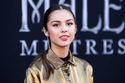 Olivia Rodrigo Belts Out Stunning Version Of ‘Drivers License’ In Debut TV Performance Of The Hit Track - etcanada.com