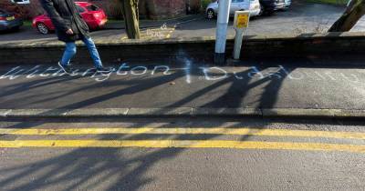 A graffiti border marking where Withington ends and Didsbury begins has appeared on the pavement - www.manchestereveningnews.co.uk - Manchester