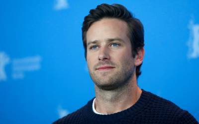 Armie Hammer Is Dropped By His Agency WME Amid Social Media Scandal - etcanada.com