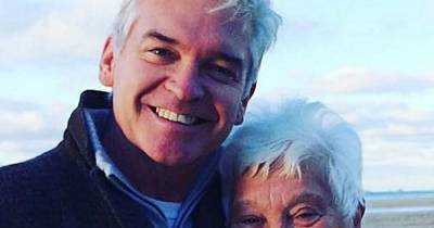 Phillip Schofield's mum gave hilariously blunt response when he came out a year ago - www.dailyrecord.co.uk