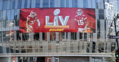 What time is Super Bowl 2021 on in the UK? TV and live stream, kickoff time, teams and halftime show details - www.manchestereveningnews.co.uk - Britain - USA - Florida - county Bay - Kansas City