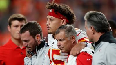 Patrick Mahomes Has a Bad Injury, Will Have Surgery After 2021 Super Bowl - www.justjared.com - Kansas City