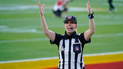 Sarah Thomas Makes History As First Woman To Referee Super Bowl - deadline.com - county Bay - Kansas City