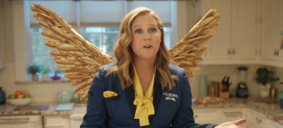 Amy Schumer is Your 'Fairy God-Mayo' in Hellmann's Super Bowl 2021 Commercial - Watch Now! - www.justjared.com