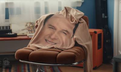 Tide's Super Bowl 2021 Commercial Features a Jason Alexander Hoodie - Watch Now - www.justjared.com