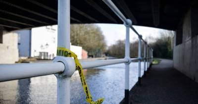 Police to carry out controlled explosion on grenade found in canal by people magnet fishing - www.manchestereveningnews.co.uk - Indiana - county Douglas - borough Wigan