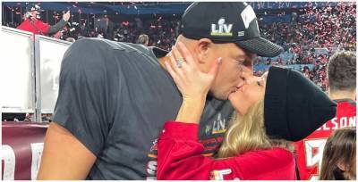 Rob Gronkowski’s Girlfriend Camille Kostek Says He ‘Tastes Like A Champion’ During Super Bowl Kiss - www.hollywoodnewsdaily.com - county Bay