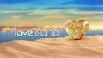 Love Island star gets Covid jab after battling illness TWICE - heatworld.com
