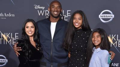 Kobe Bryant’s Daughter Natalia Signs With IMG Models and Mom Vanessa Is 'So Happy' - www.etonline.com