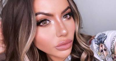 Holly Hagan accidentally 'waxes half her eyelids off’ after attempting DIY beauty treatment - www.ok.co.uk