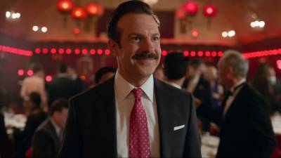 Jason Sudeikis Wins First Golden Globe For ‘Ted Lasso’, And The First For Apple TV+ - deadline.com