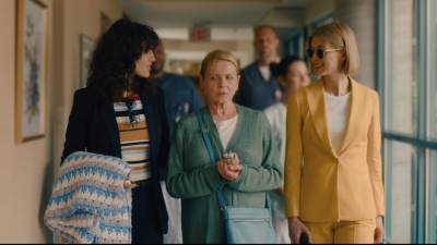 Rosamund Pike Equates Resonance Of Netflix’s ‘I Care A Lot’ To ‘Gone Girl’ – Golden Globes Backstage - deadline.com
