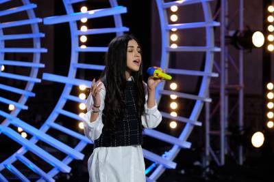 Alanis Sophia Brings Sentimental Childhood Toy To ‘American Idol’ Audition - etcanada.com - Spain - USA