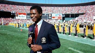 Irv Cross, Pioneering Sportscaster on 'The NFL Today,' Dies at 81 - www.hollywoodreporter.com - Los Angeles - Minnesota - USA - Philadelphia