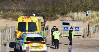 Police turn more than 100 cars away from Formby Beach with drivers from Manchester and Stockport - www.manchestereveningnews.co.uk - Manchester