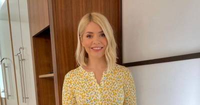 Holly Willoughby stuns viewers in £19.99 Zara floral top on This Morning – copy her look here - www.ok.co.uk