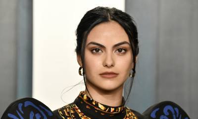 Camila Mendes reveals why she was having panic attacks while filming Riverdale - us.hola.com - Virginia