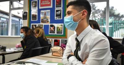 School criticised for prioritising 'polishable leather shoes' over face masks in class - www.manchestereveningnews.co.uk - Manchester