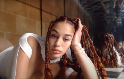 Listen to Jorja Smith’s stripped-back new single, ‘Addicted’ - www.nme.com