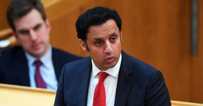 Anas Sarwar blasts Nicola Sturgeon's government for failing to meet cancer waiting times - www.dailyrecord.co.uk