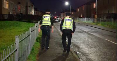 Three men 'with knives and poles' arrested after Wishaw residents left terrified - www.dailyrecord.co.uk