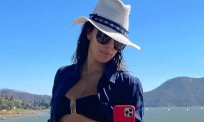Eva Longoria shares stunning bikini pics from her rainy vacation - us.hola.com