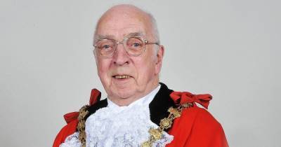 City pays tribute following death of hardworking mayor who championed neighbours for more than 20 years - www.manchestereveningnews.co.uk - Thailand - Cyprus - Isle Of Man - Singapore