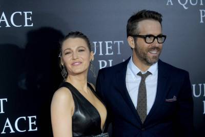 Blake Lively Reveals Ryan Reynolds Didn’t Invite Her On Set Of ‘Deadpool 2’ The Day Brad Pitt Was Filming - etcanada.com