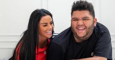 Katie Price shares heartbreaking video of son Harvey saying 'people are horrible to me' - www.dailyrecord.co.uk