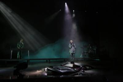 Billie Eilish Gives Haunting Performance Of ‘Everything I Wanted’ At 2021 Grammys - etcanada.com