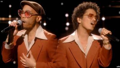 2021 Grammys: Bruno Mars, Anderson .Paak perform latest song 'Leave The Door Open' - www.foxnews.com