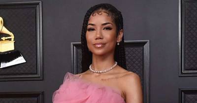 Jhene Aiko's dramatic Grammys dress is almost identical to Rihanna's past look - www.msn.com