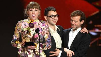 Jacob Collier - Grammys: Taylor Swift Makes History With Album of the Year Win - hollywoodreporter.com