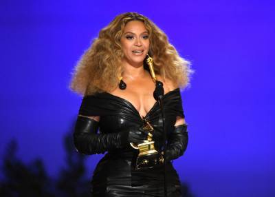 Beyoncé Gives Emotional Shout-Out To Her ‘Rock’ Jay-Z And Their Three Children In Historic Grammys Win - etcanada.com