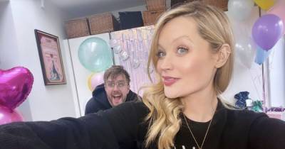 Laura Whitmore stuns at surprise virtual baby shower at home ahead of welcoming baby with Iain Stirling - www.ok.co.uk