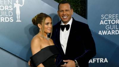 Alex Rodriguez Tags Jennifer Lopez in 'Onward, Upward' Instagram Post Amid Split Rumors - www.etonline.com