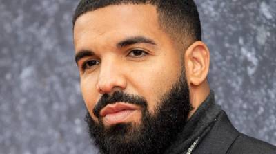Drake Makes Billboard History by Debuting Three Songs in Hot 100's Top Three Slots - www.justjared.com