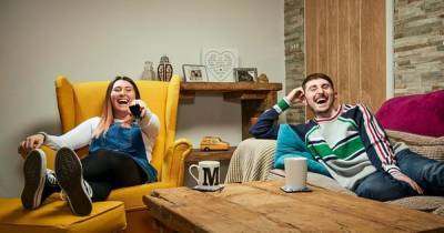 Paul Chuckle - Sophie Sandiford - Pete Sandiford - Who Gogglebox stars Pete and Sophie Sandiford's parents are as fans rave about their 'hot' mum - ok.co.uk - city Sandiford