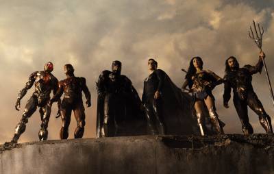 Zack Snyder apologises for ‘Justice League’ premiere technical glitch - www.nme.com