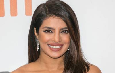 Priyanka Chopra Claps Back At Hater Who Questioned If She’s ‘Qualified’ To Announce Oscar Nominations - etcanada.com - Australia