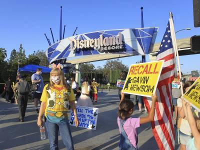 Disneyland To Reopen On April 30 At Limited Capacity - deadline.com - California