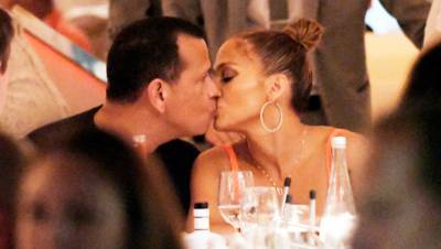 Jennifer Lopez Alex Rodriguez Shut Down Breakup Reports By Kissing In The D.R. — Pics - hollywoodlife.com - Dominican Republic