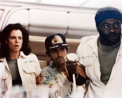 Sigourney Weaver Recalls Working With Her Late ‘Alien’ Co-Star Yaphet Kotto: “A Nonstop Master Class” - deadline.com