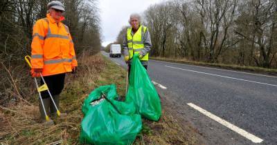 Campaigners claim Dumfries and Galloway's road verges being turned into "absolute disgrace" by littering - www.dailyrecord.co.uk