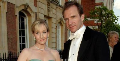 Ralph Fiennes Defends JK Rowling, Says He 'Can't Understand the Vitriol' - www.justjared.com